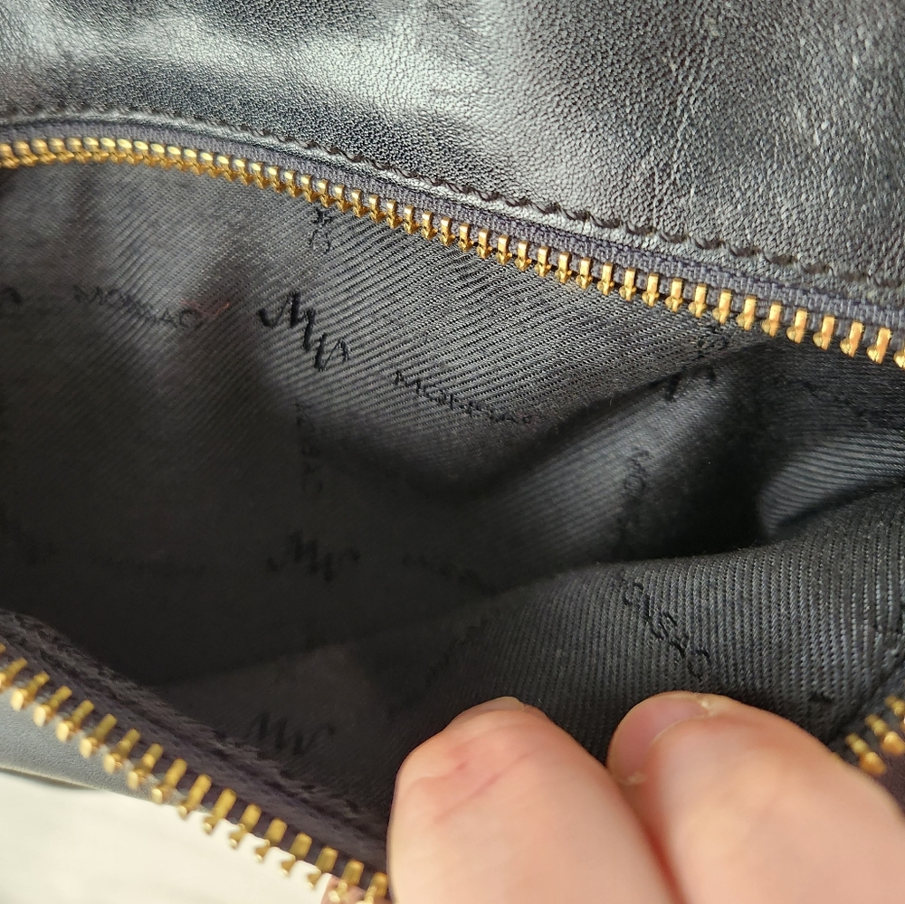 Monsac Shoulder Bag - Picture 8 of 10